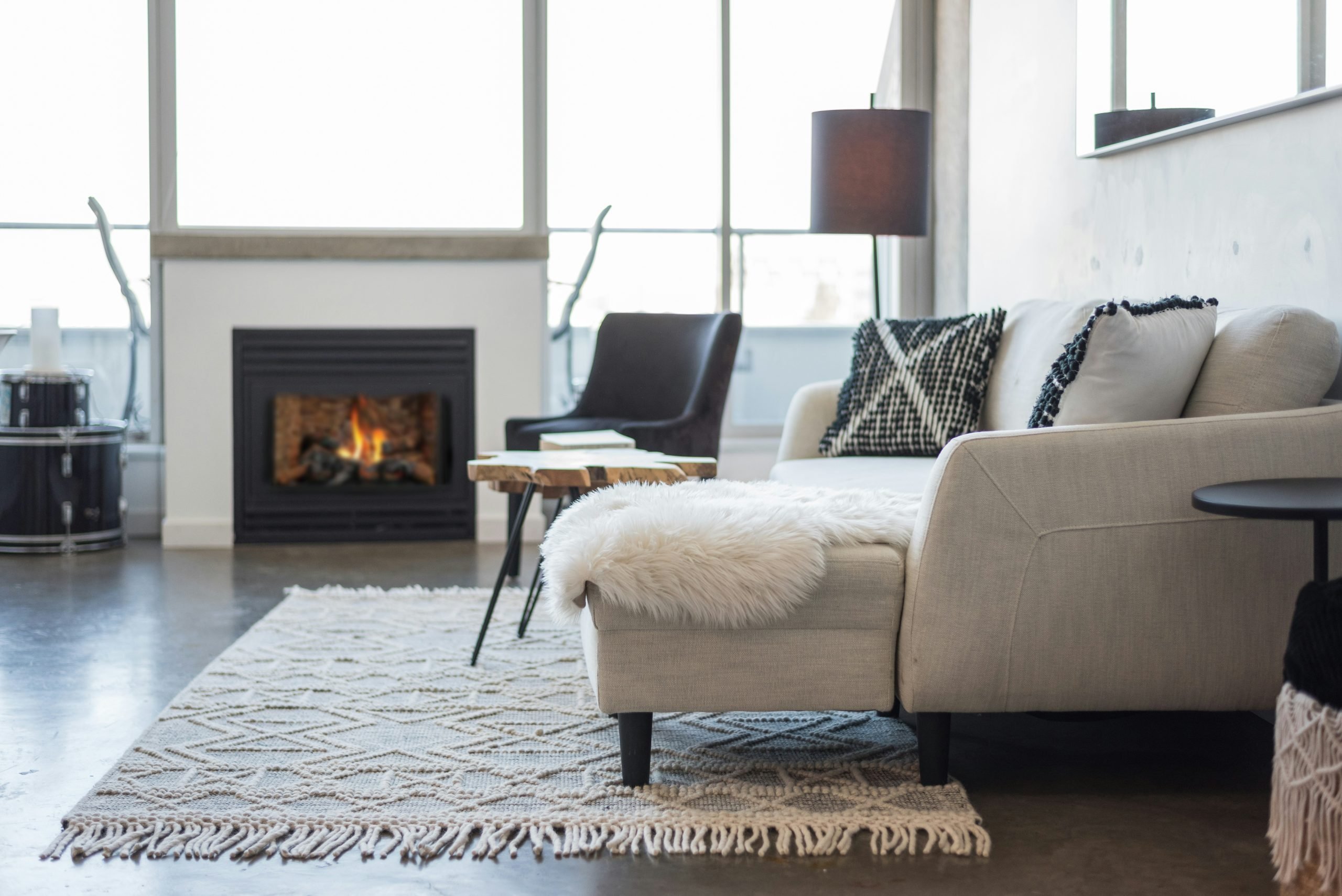 suzanne-rushton-h8vNDlC_7UM-unsplash smart home tips for winter weather